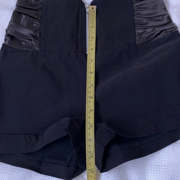 High rise dressy mini shorts - Picture 5 of 5